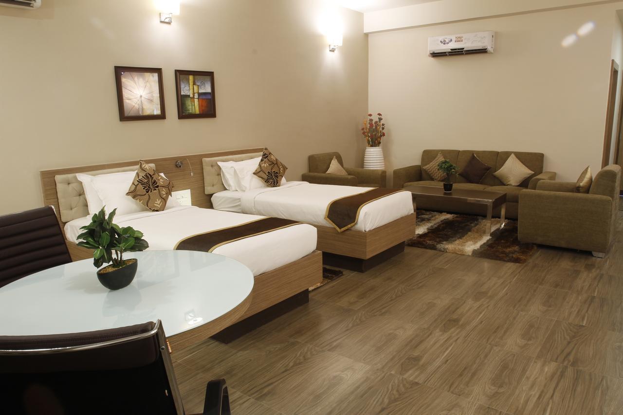 Hotel Genista Inn Ранчи Екстериор снимка